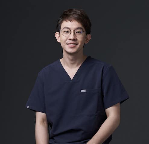 Dr.Adison Jirasuwannakul